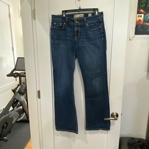 Buckle jeans